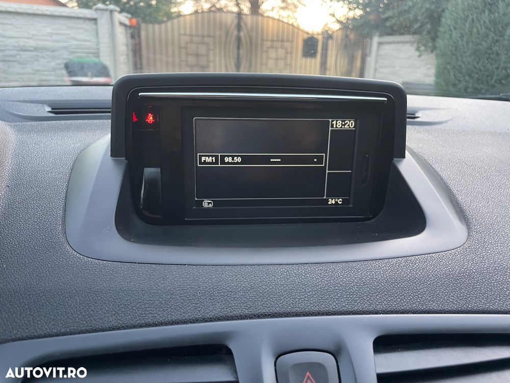 Renault Megane - 25