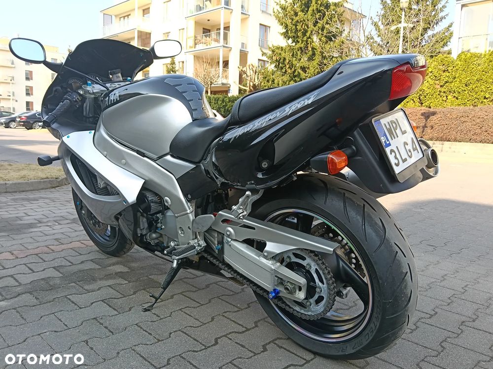 Yamaha Thunderace - 3