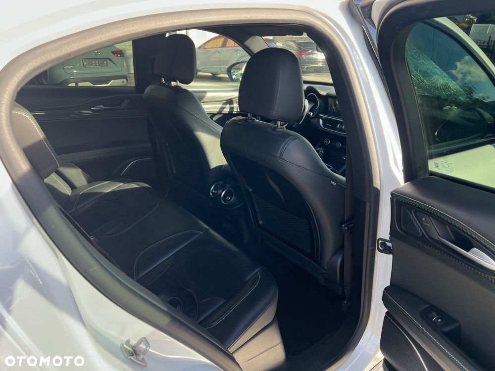 Alfa Romeo Stelvio 2.9 Bi Turbo V6 Quadrifoglio Q4 - 30