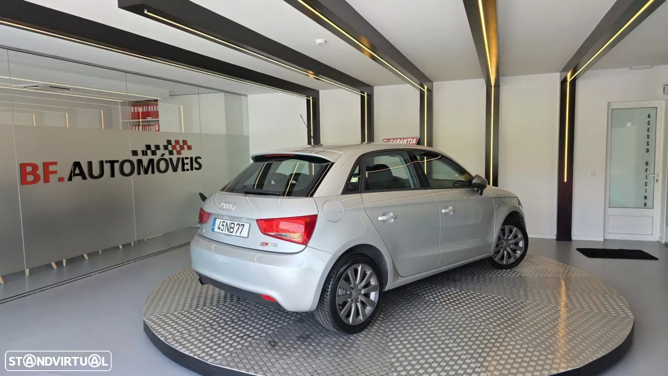 Audi A1 Sportback 1.6 TDI S-line - 17