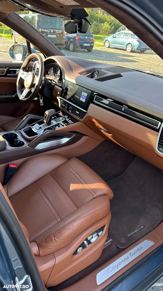 Porsche Cayenne - 11