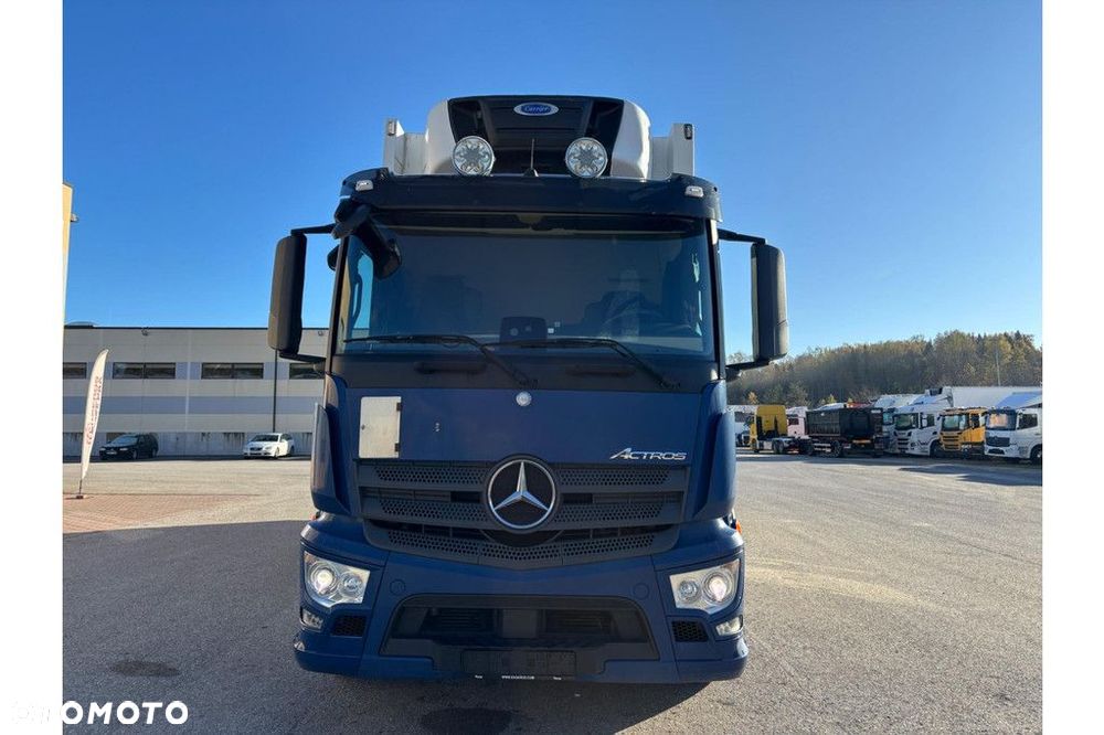 Mercedes-Benz ACTROS 1835 4x2 + SIDE OPENING + CARRIER SUPRA 1150U MT - 4
