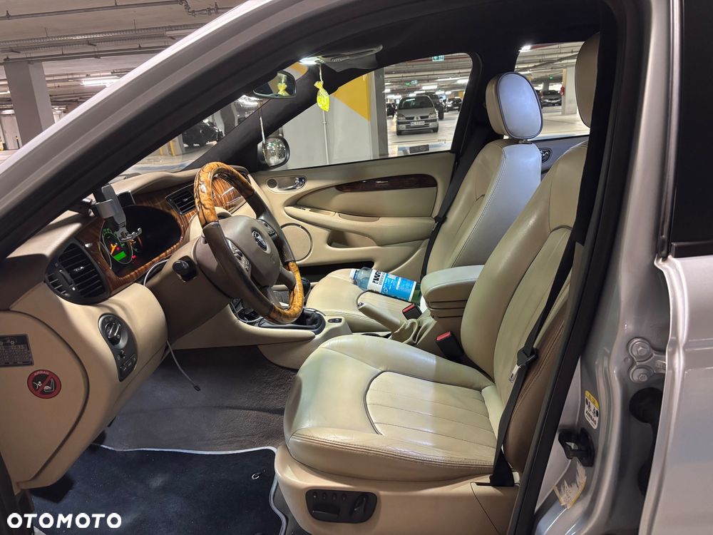 Jaguar X-Type 2.0 D Executive - 7