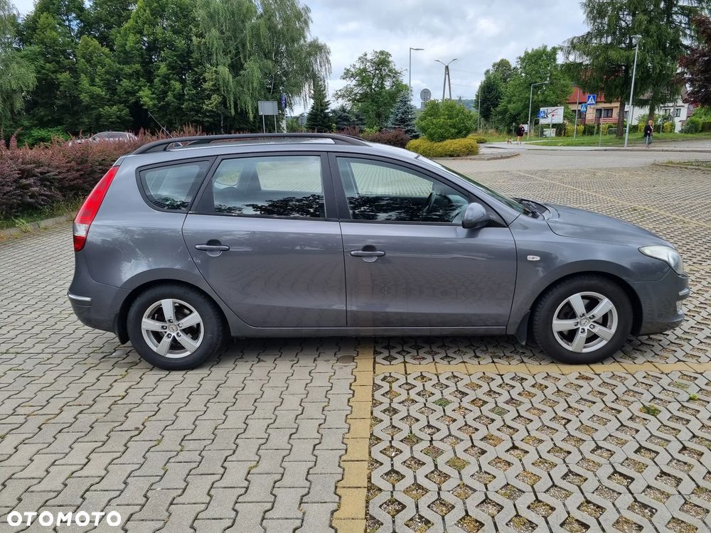 Hyundai i30 1.6 CRDi Comfort - 4