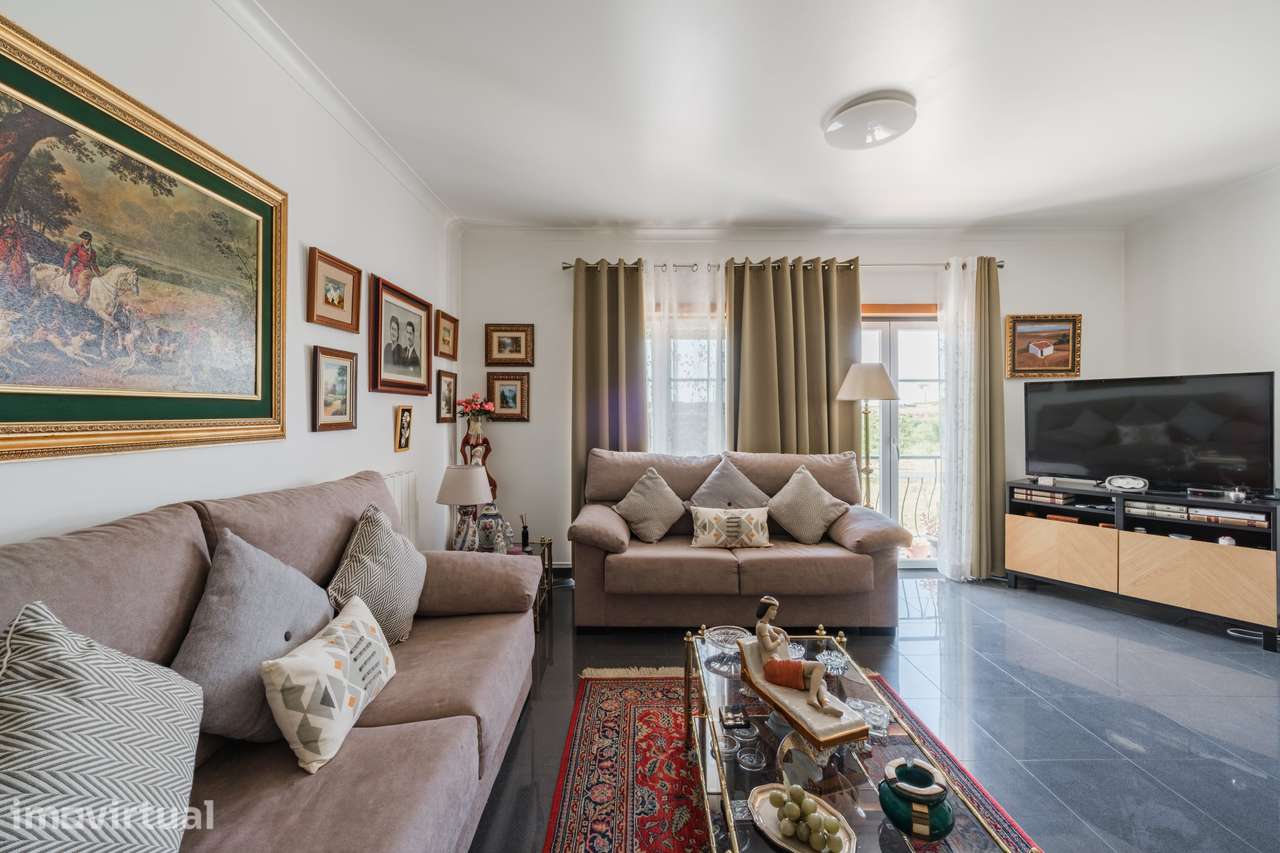 Apartamento T3 com elevador a 7 minutos da Ericeira - Pronto a habitar - Grande imagem: 4/28