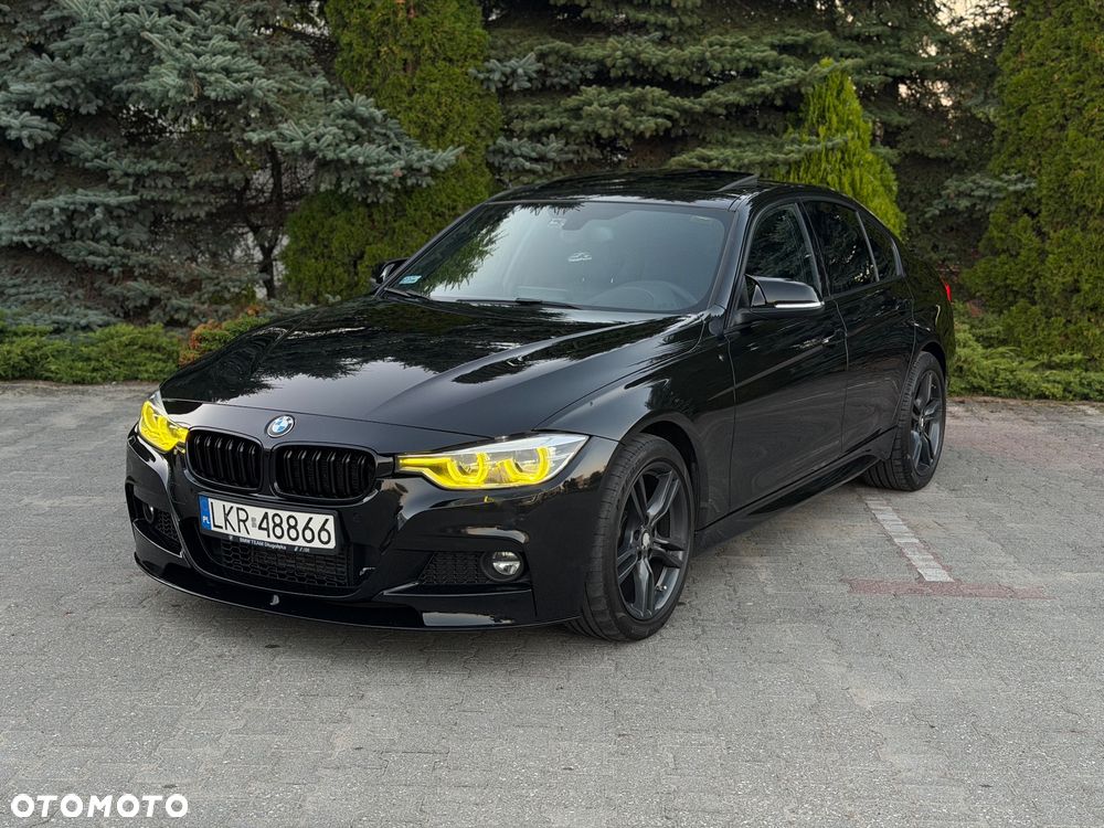 BMW F30 2016 photo 2