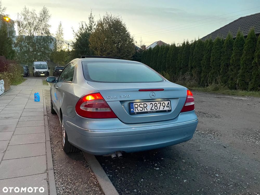 Mercedes-Benz CLK 320 Elegance - 4