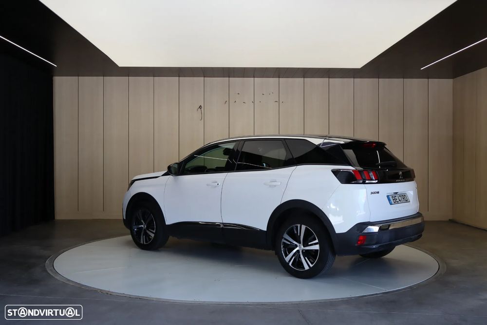 Peugeot 3008 PureTech 130 Stop & Start GPF Allure - 4