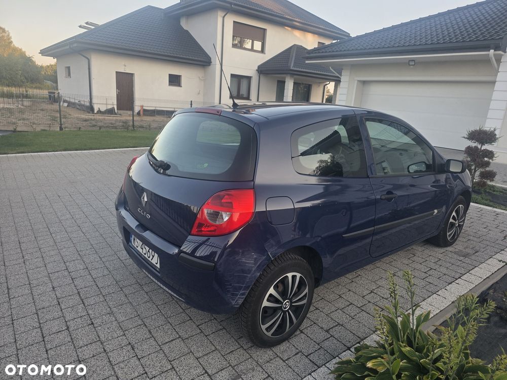 Renault Clio - 4
