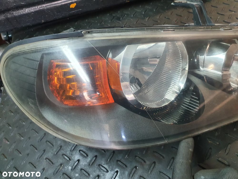 Nissan Almera N16 00-06 REFLEKTOR PRAWY PRZEDNI PRZÓD OE 26010BN67A EUROPA - 3