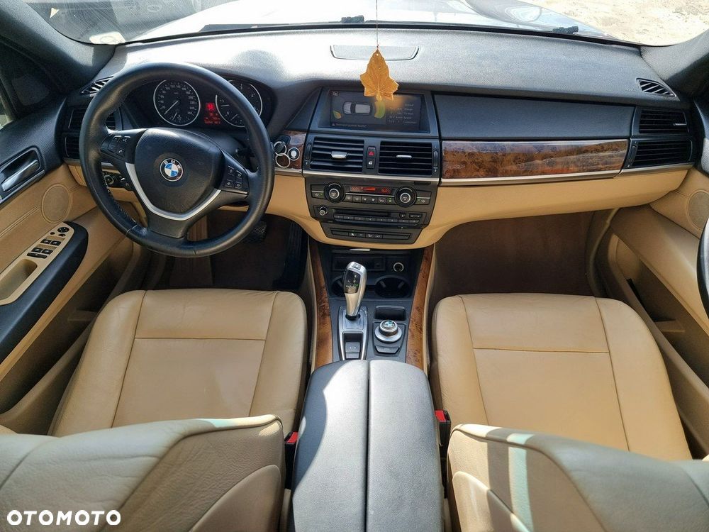 BMW X5 xDrive30d - 16