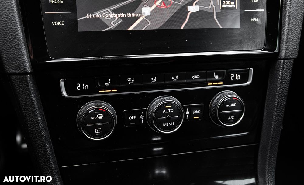 Volkswagen Golf 2.0 TDI (BlueMotion Technology) DSG Highline - 12