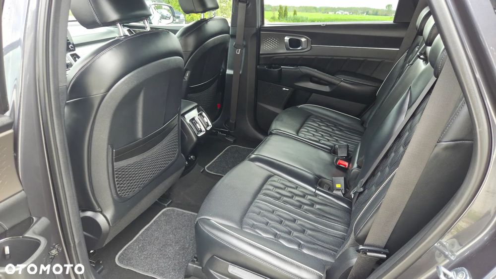Kia Sorento 1.6T-GDI PHEV AWD OPF Platinum - 17