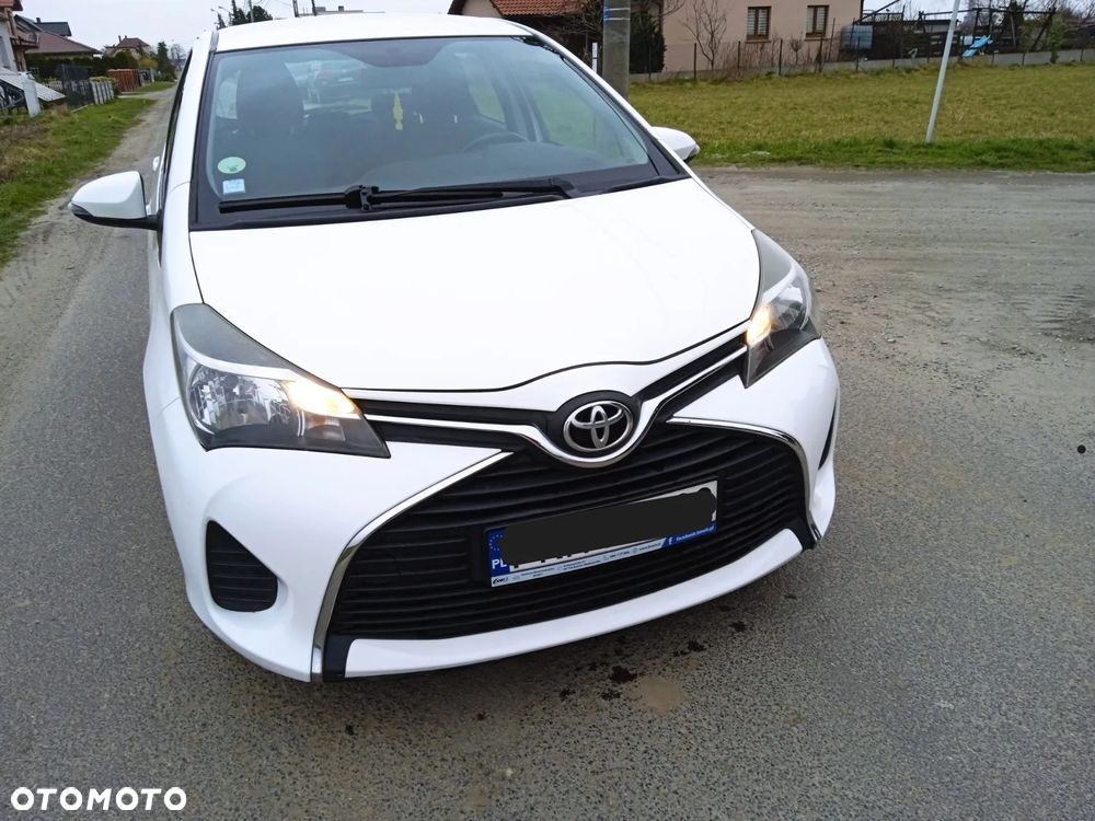 Toyota Yaris - 1