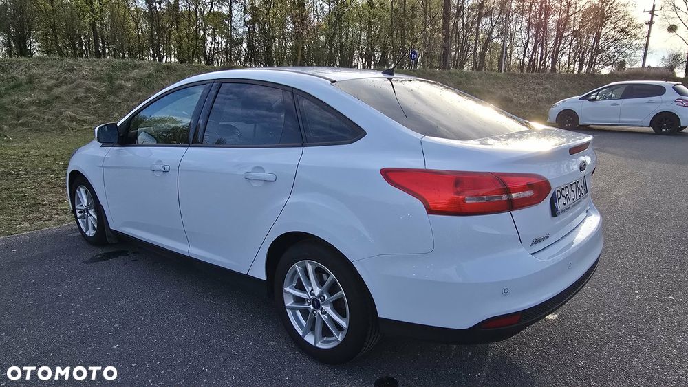 Ford Focus 1.0 EcoBoost SYNC Edition ASS - 4