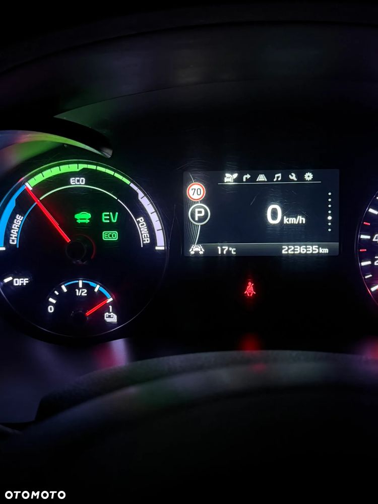 Kia Optima - 10