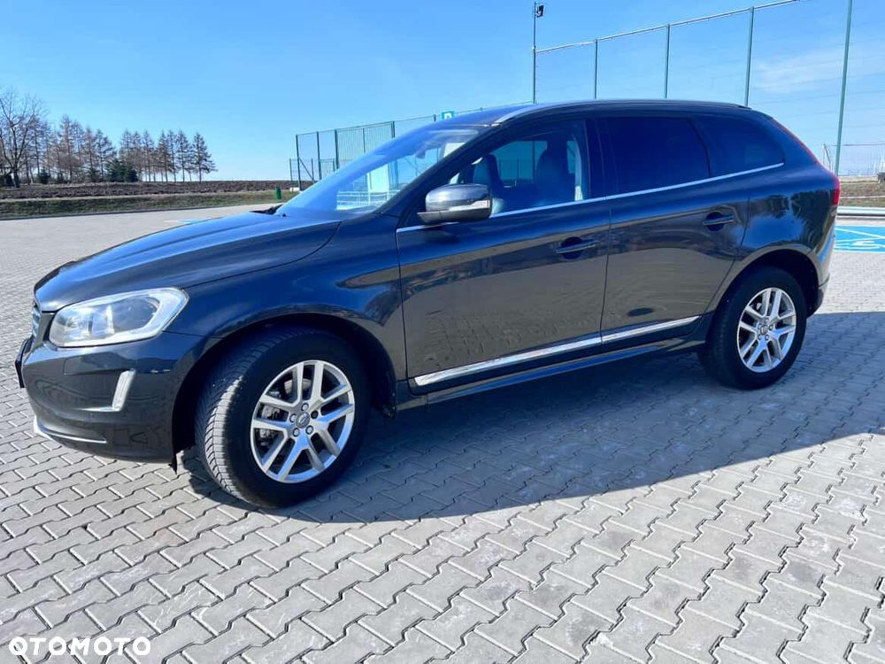 Volvo XC 60 D4 Geartronic Momentum - 3