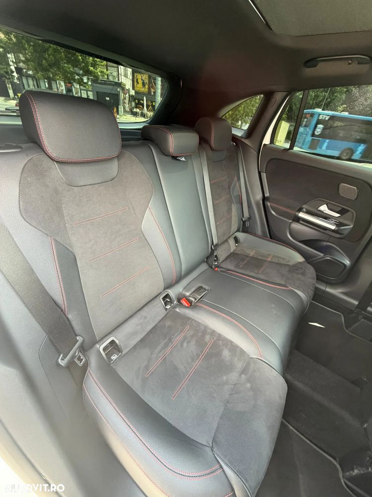 Mercedes-Benz GLA 200 d 4MATIC Aut. - 27