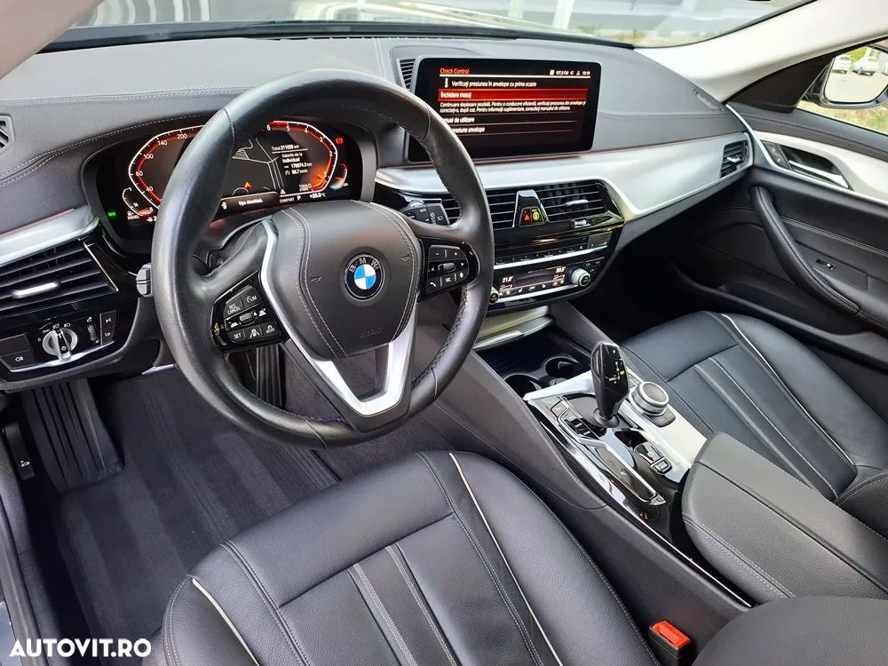 BMW Seria 5 520d xDrive Touring Aut. Luxury Line - 3