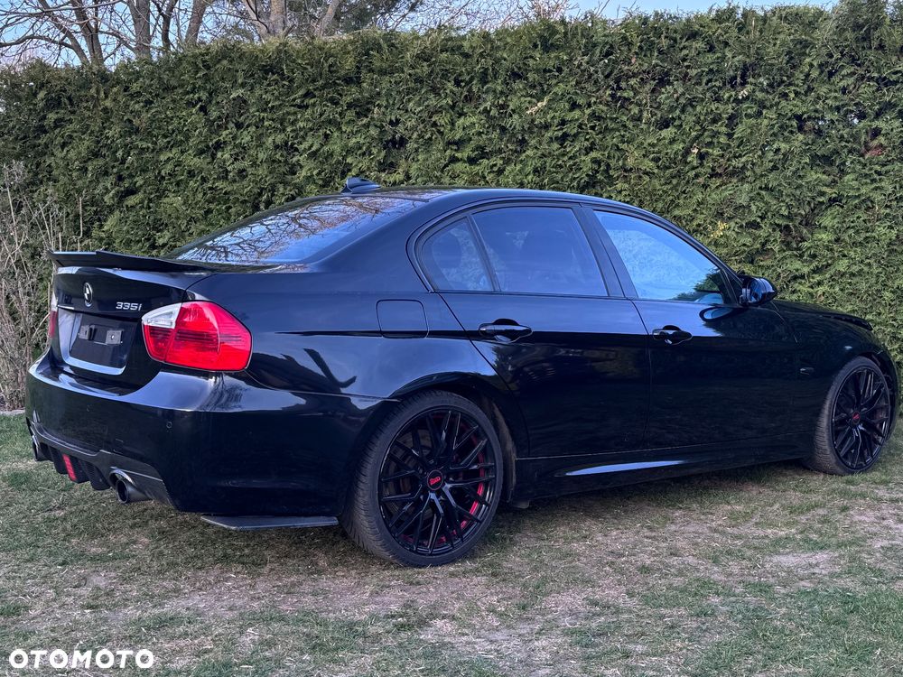 BMW Seria 3 335i Edition Sport - 2