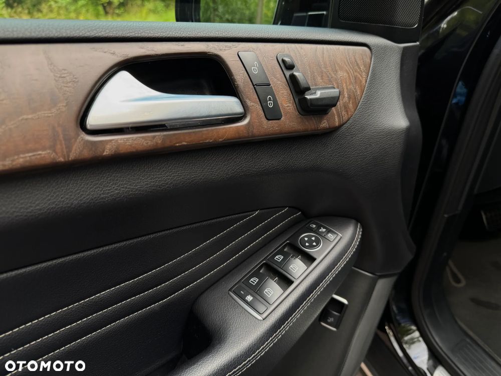 Mercedes-Benz ML 350 BlueTEC 4MATIC 7G-TRONIC - 15