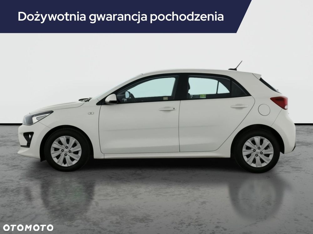 Kia Rio - 4