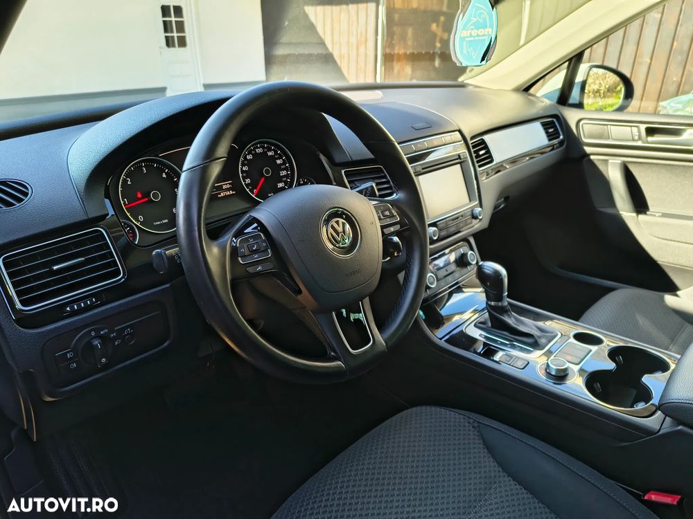 Volkswagen Touareg 3.0 V6 TDI BMT - 10