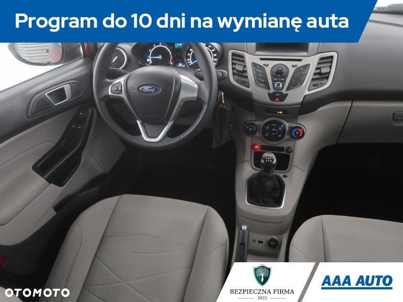 Ford Fiesta - 9