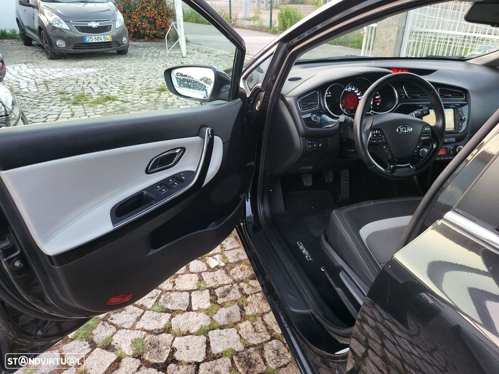 Kia Ceed 1.6 CRDi Prime - 11