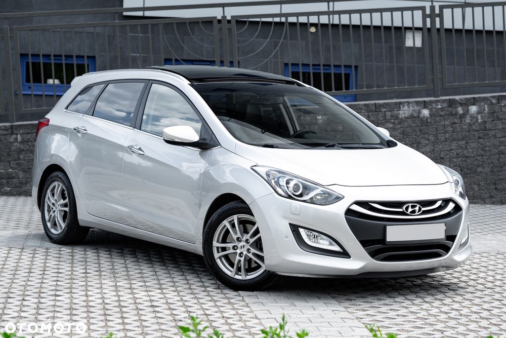 Hyundai i30 blue 1.6 GDI DCT Premium - 6