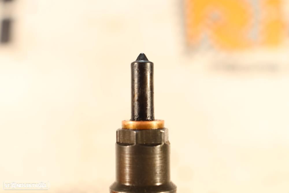 Injetor Audi A6 (4A2, C4)  046130201F / 046 130 201 F - 6