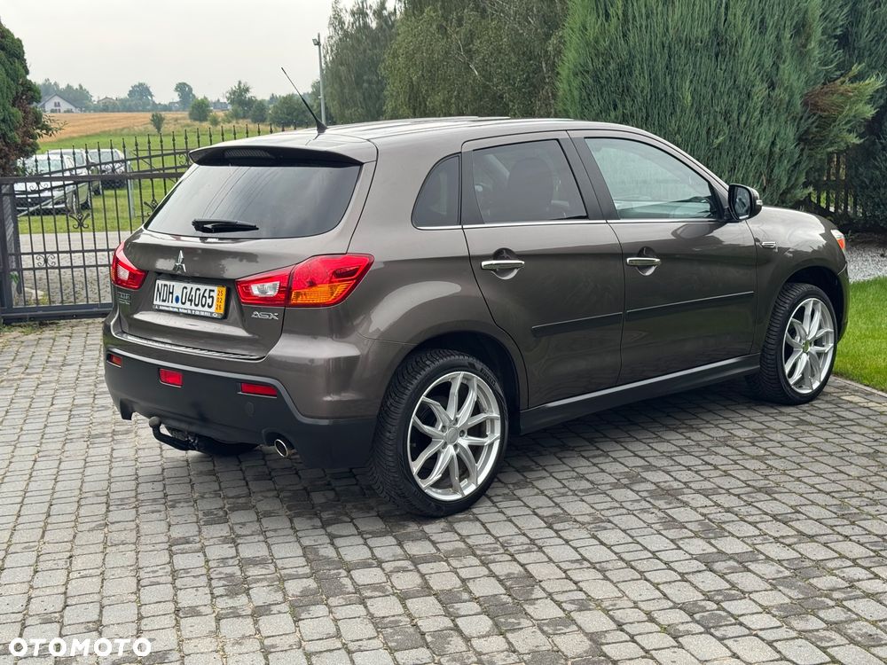 Mitsubishi ASX - 11