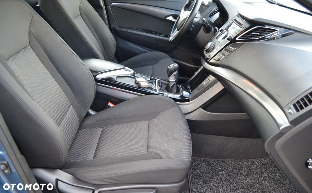 Hyundai i40 i40cw 1.6 Fifa World Cup Edition - 34