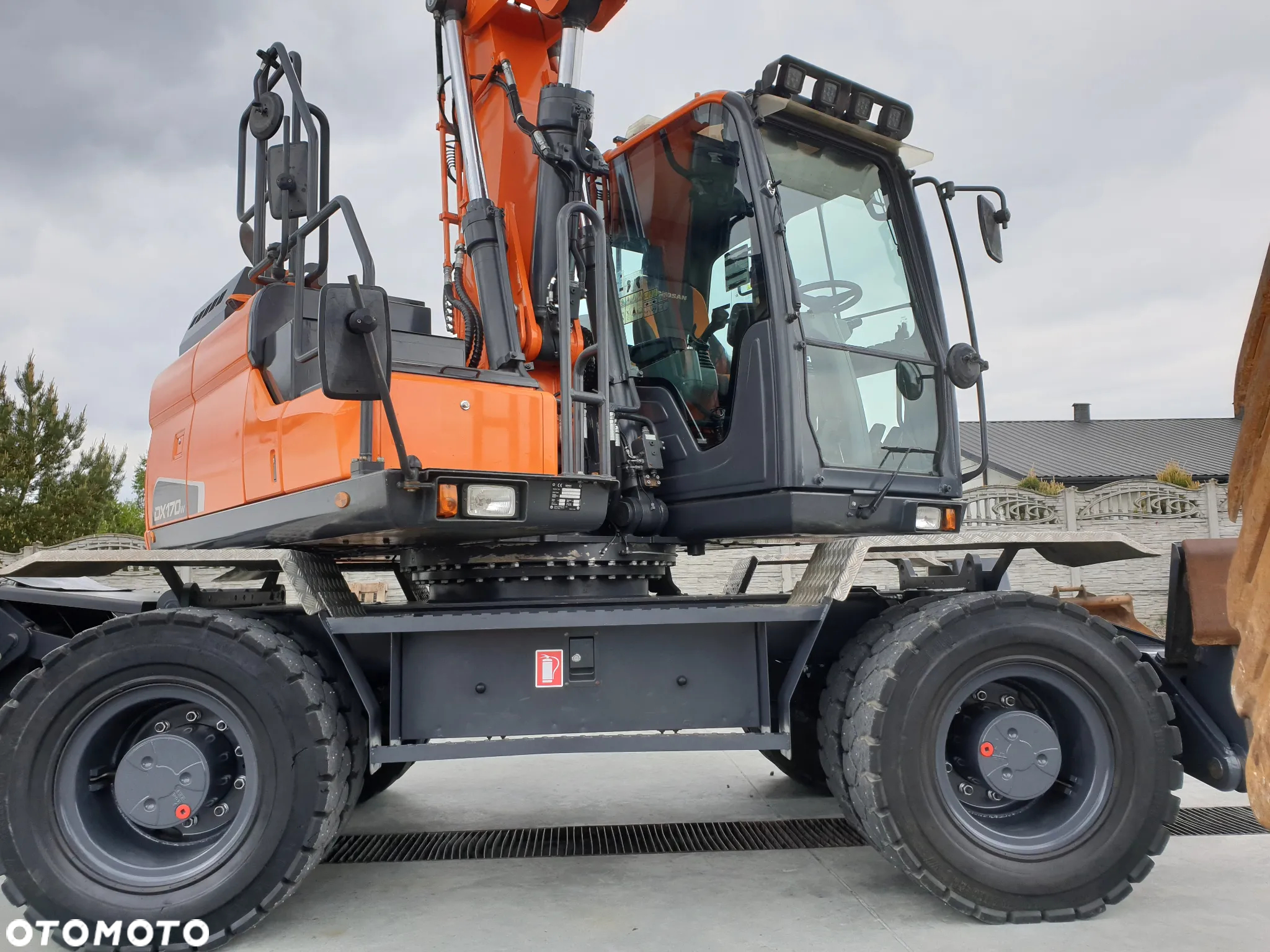 Doosan DX 170 W SPROWADZONY/ROTOTILT PIĘKNY STAN - 35