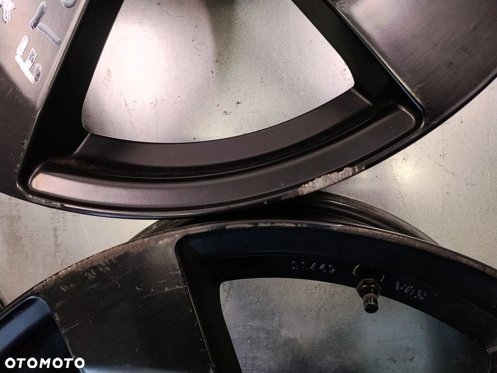 Felgi Audi, Vw, Skoda, Seat, 7.5Jx18 et51 5x112 - 8