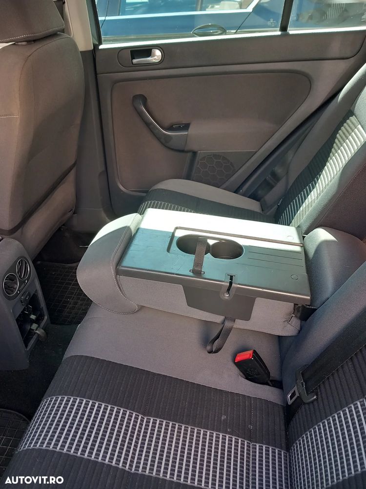Volkswagen Golf Plus - 14