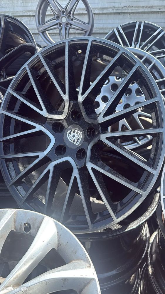 Porsche Cayenne - 19