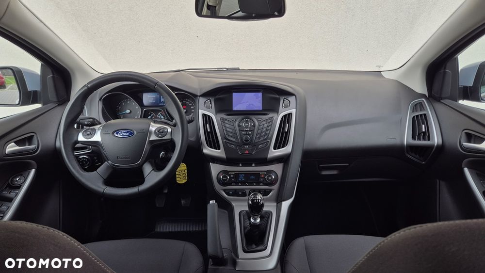 Ford Focus 1.0 EcoBoost Titanium - 12