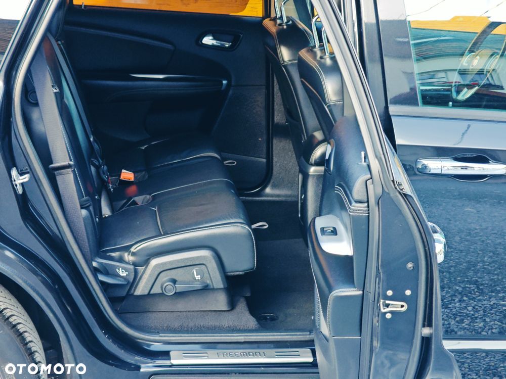 Fiat Freemont 2.0 Multijet 16V DPF Automatik Allrad Lounge - 23