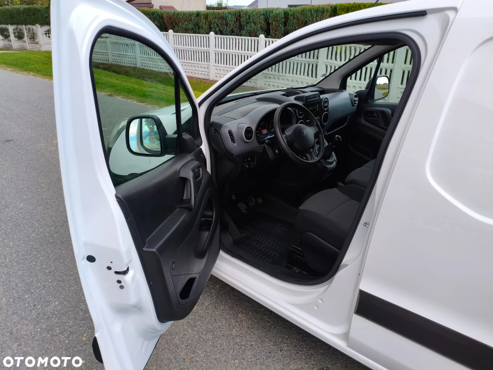 Peugeot PARTNER - 23