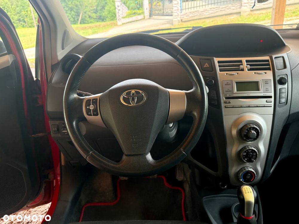 Toyota Yaris 1.0 Luna A/C - 9