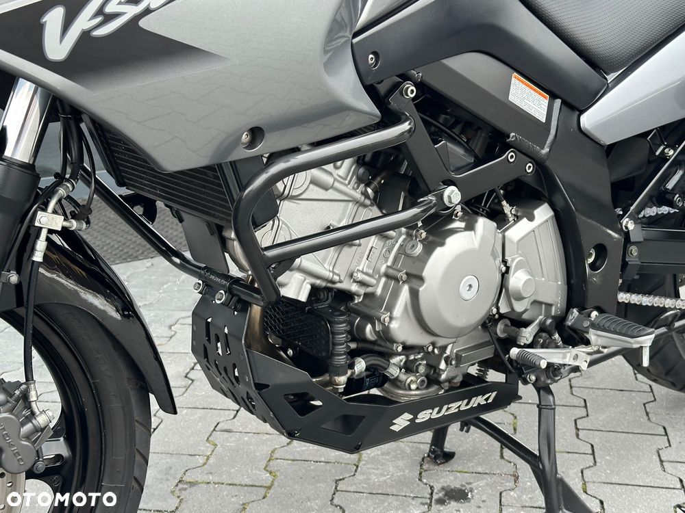 Suzuki V-STROM - 36