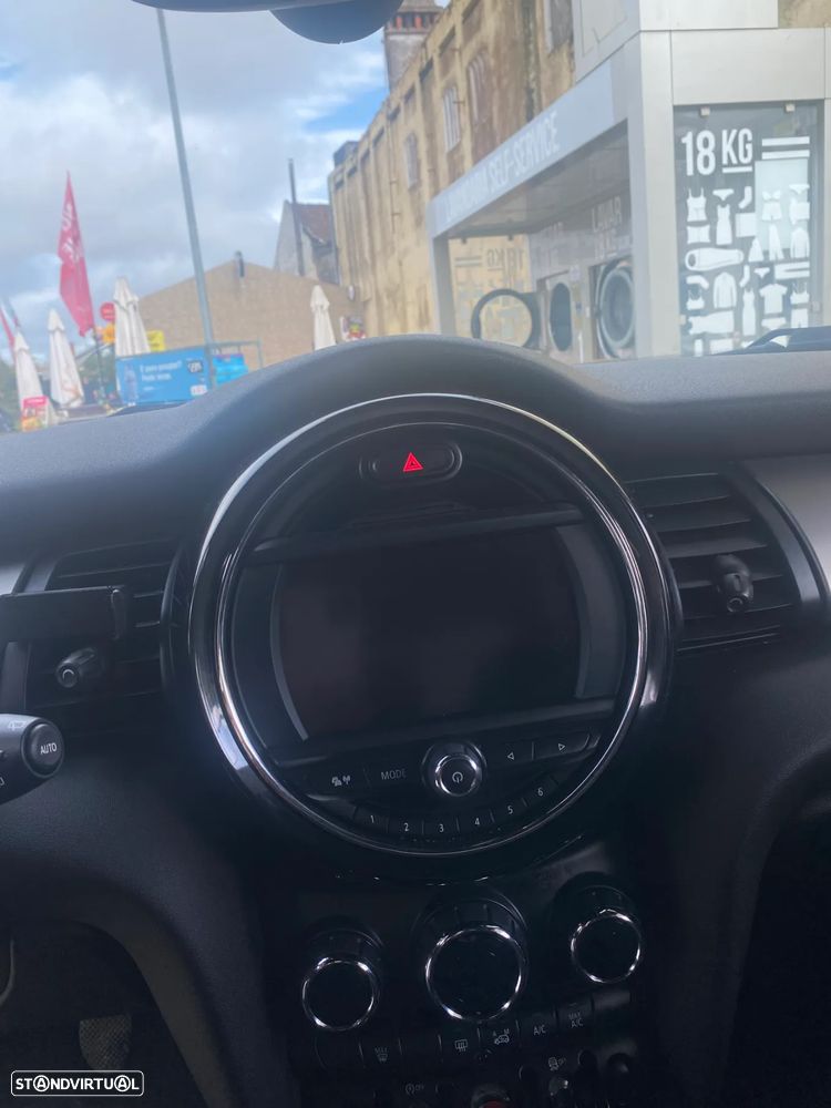 MINI 5 Portas One - 4