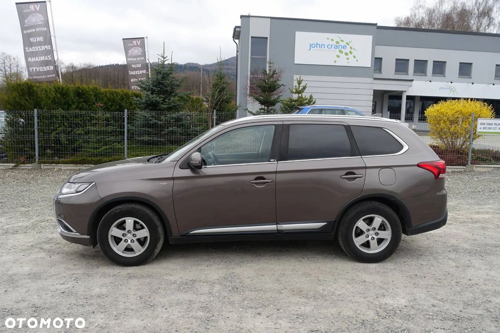 Mitsubishi Outlander 2.2 DI-D 4WD Intense - 8