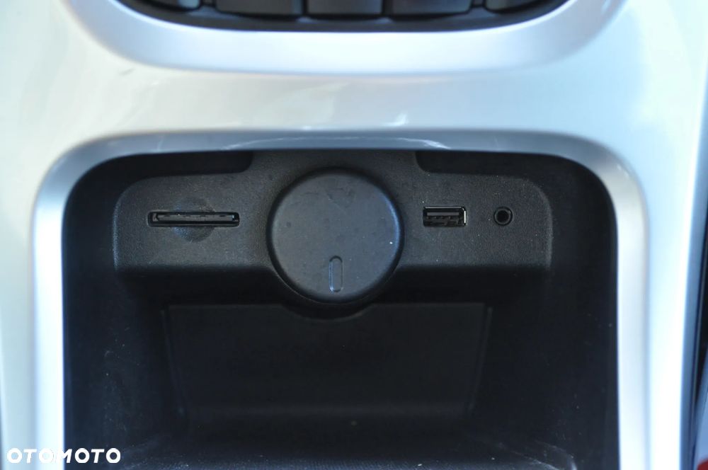 Opel Astra 1.4 Turbo Exklusiv - 31