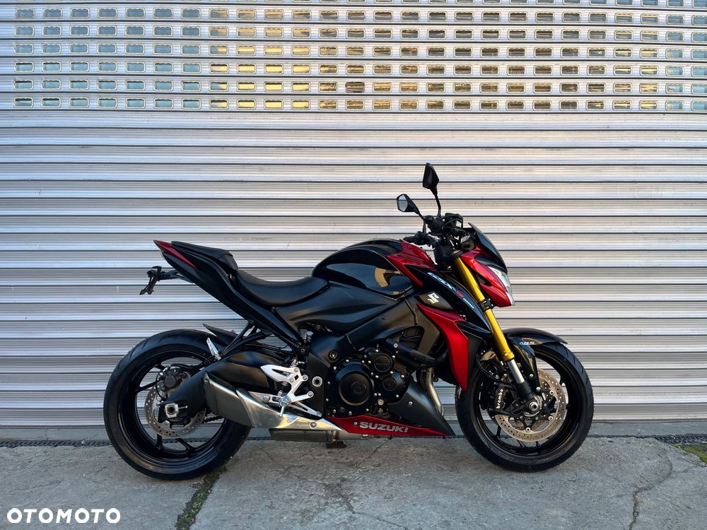 Suzuki GSX 1000 - 36