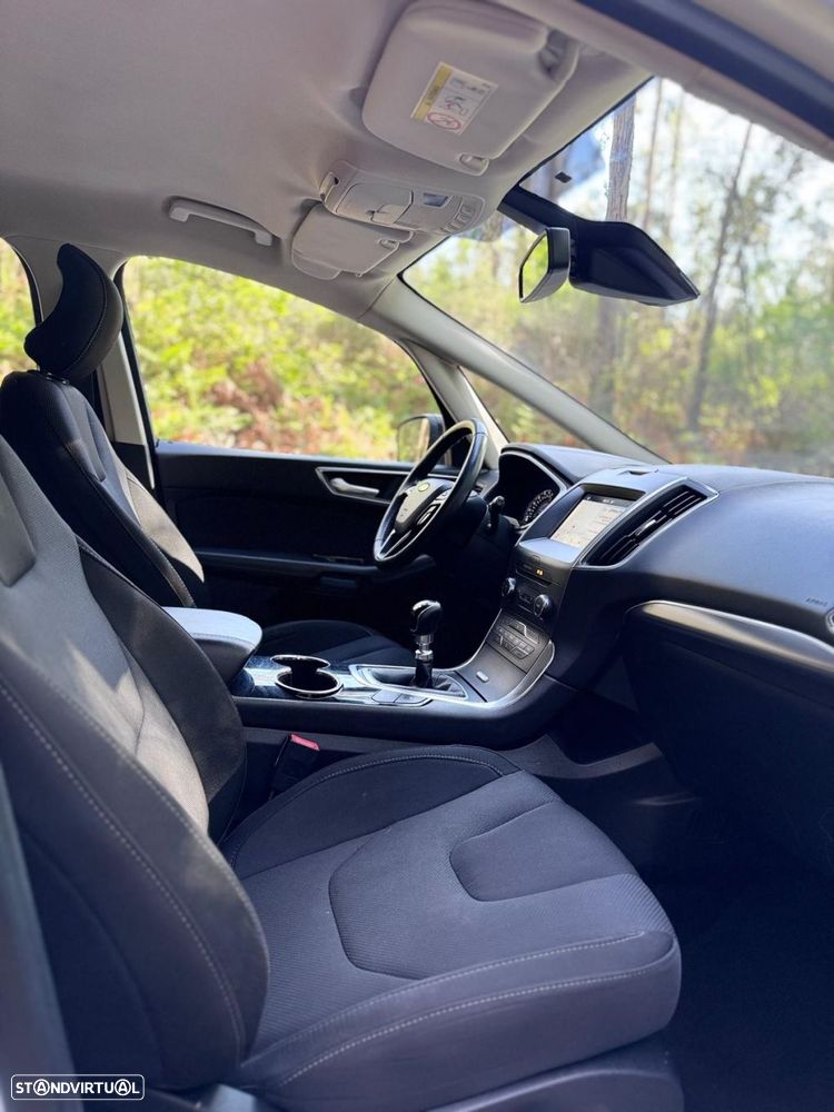 Ford S-Max 2.0 TDCi Titanium - 36