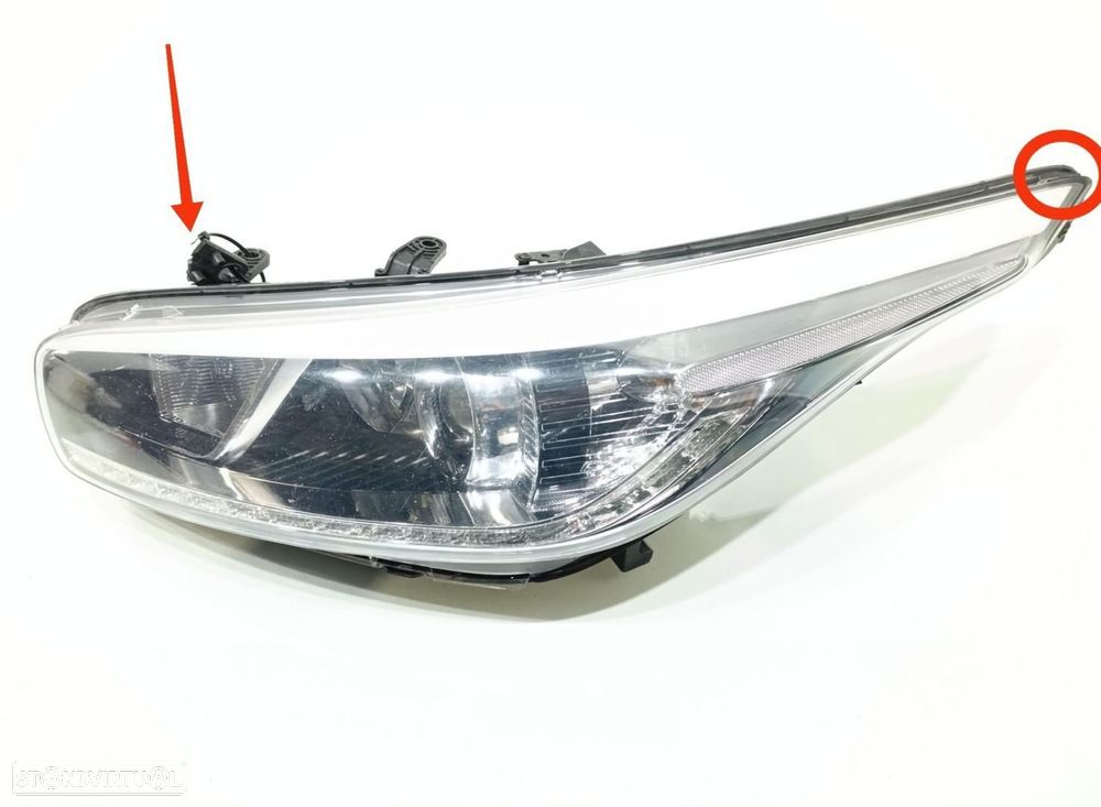 FAROL ESQUERDO KIA CEED JD - 1