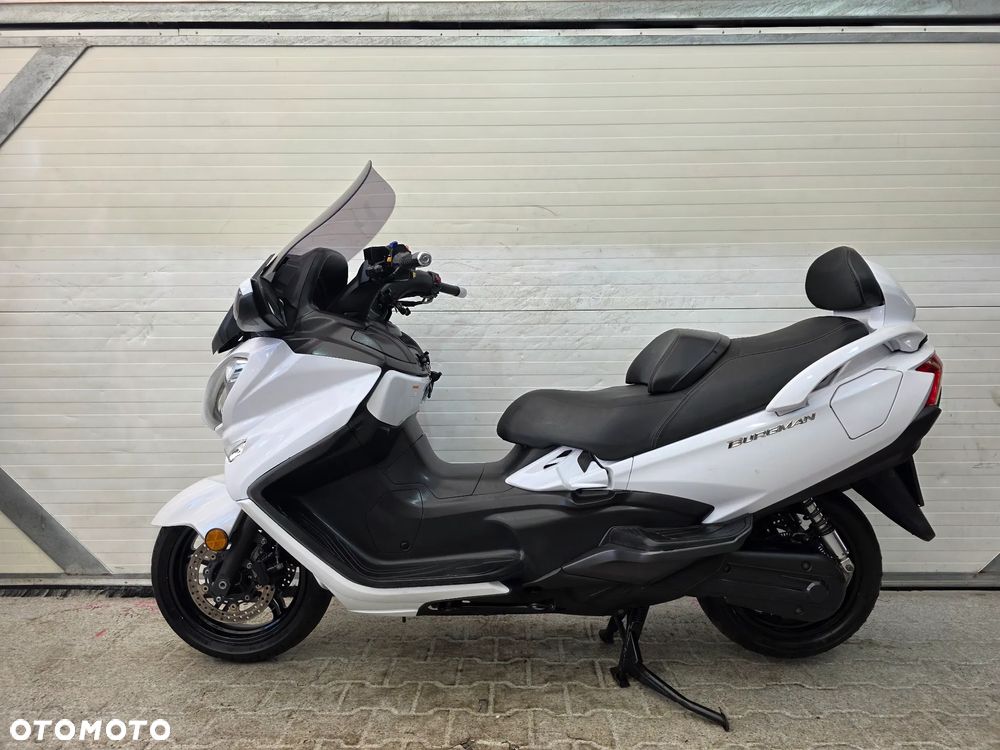 Suzuki Burgman - 1