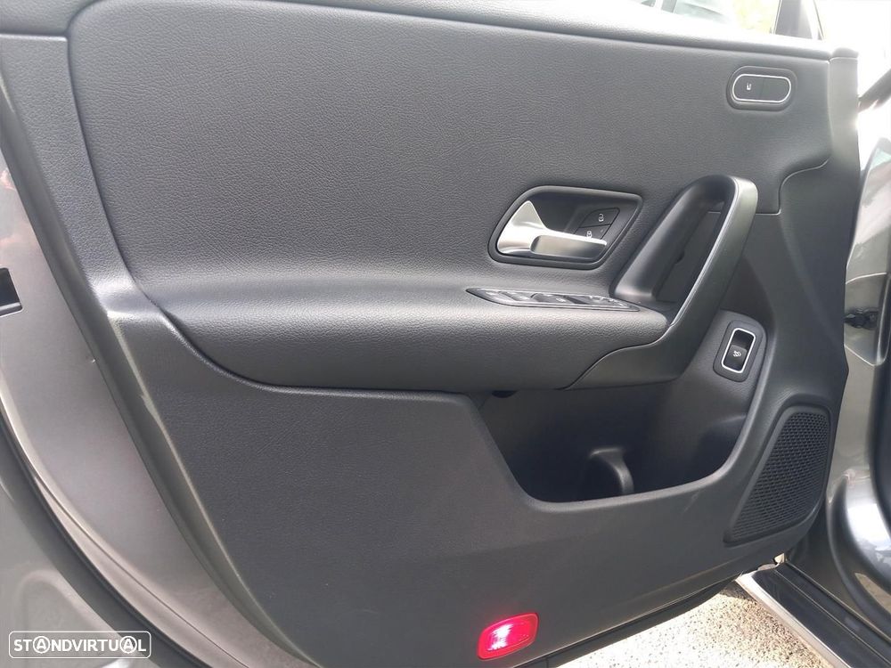 Mercedes-Benz CLA 180 d Style Plus Aut. - 8